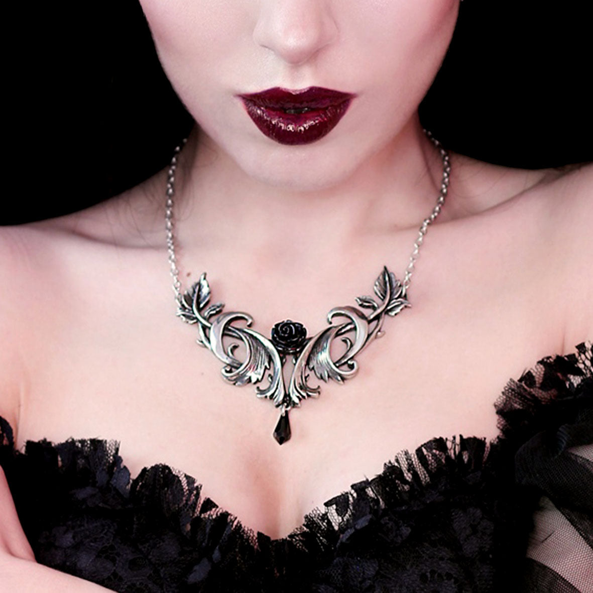 Baroque Rose Necklace